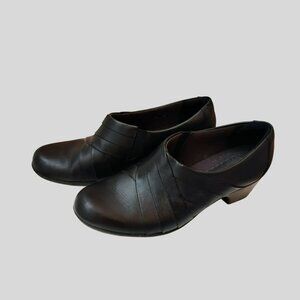 Clarks Ingalls Tempo Womens Black Leather Slip-On Comfort Shoes Size 8.5